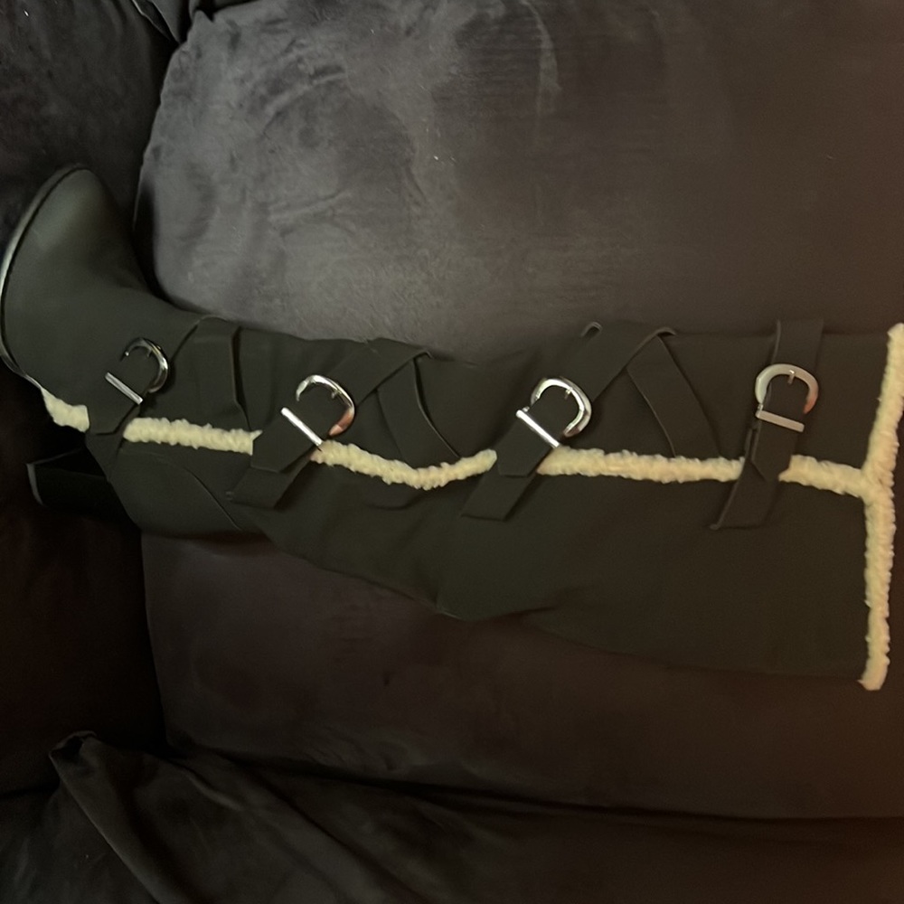 Blk suede boots - Picture 4 of 4